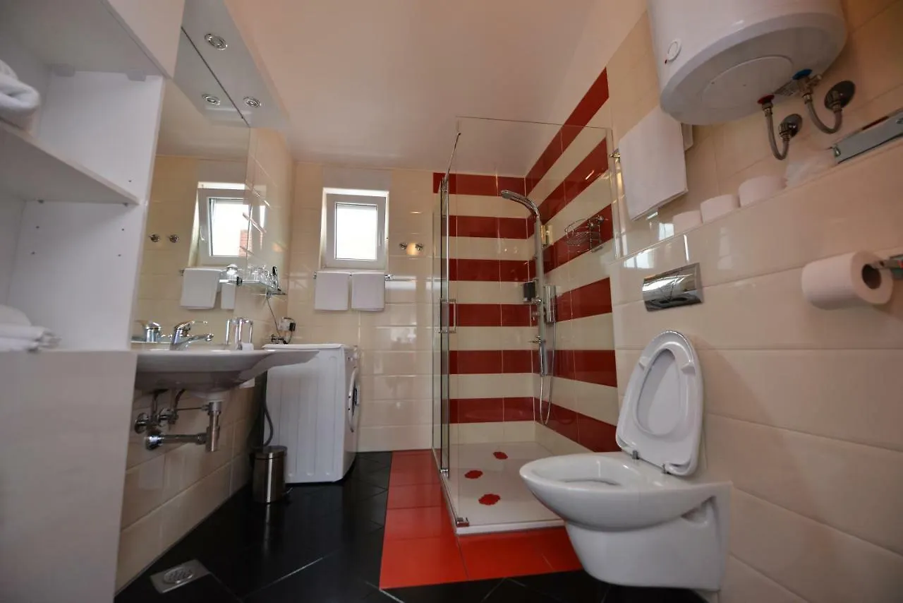 Apartmani Family Sveti Filip i Jakov 0*,  Croácia
