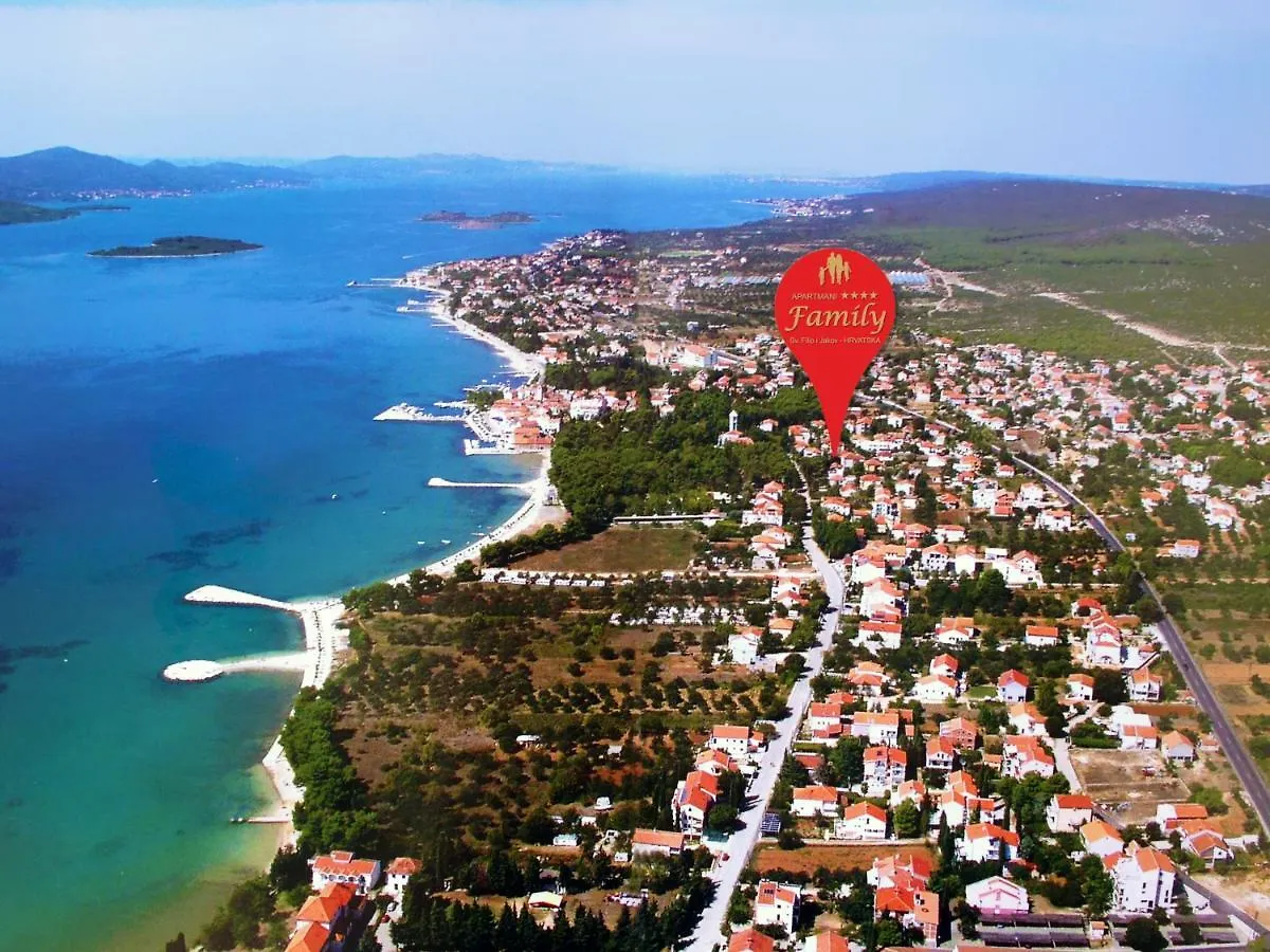 Apartmani Family Sveti Filip i Jakov 0*,